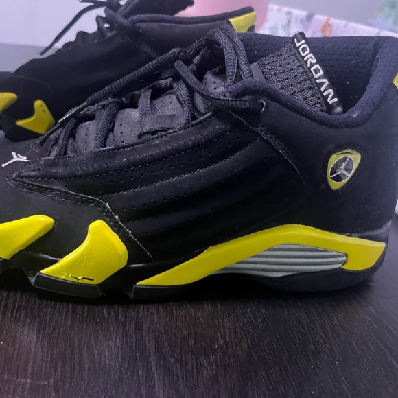 Air Jordan Retro 14 "Thunder" - Picture 8 of 9